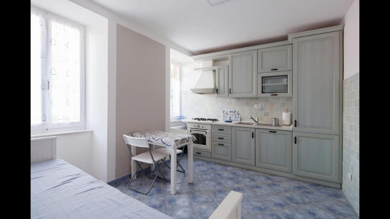 La Linea D'Acqua Apartment Манарола Екстериор снимка