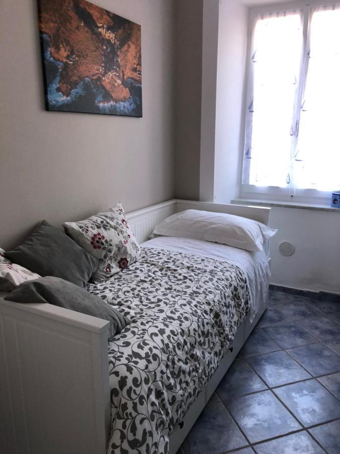 La Linea D'Acqua Apartment Манарола Екстериор снимка